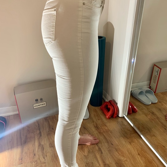 Natalie RW& Co white jeans - Picture 3 of 6